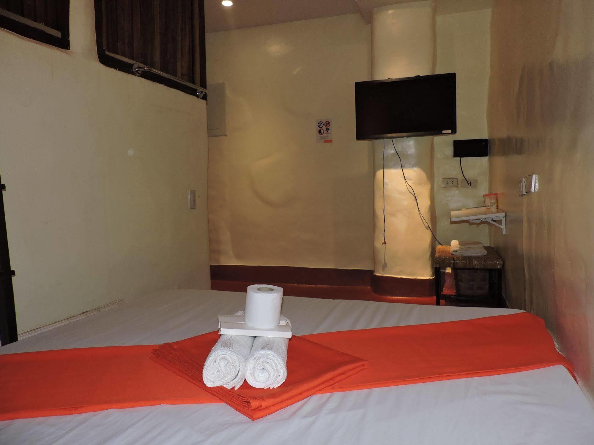 Orange Mangrove House By Sms Hospitality Puerto Princesa